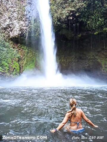 Visita de la Catarata de La Fortuna