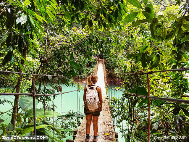 Puentes colgantes sendero Drake