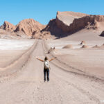 Recorriendo el Desierto de Atacama en coche de alquiler.