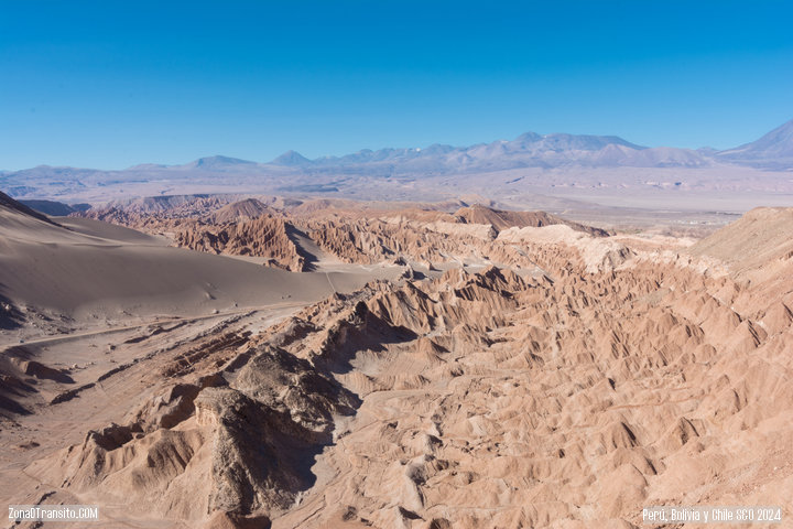 Mirador Valle de Marte. Desierto de Atacama