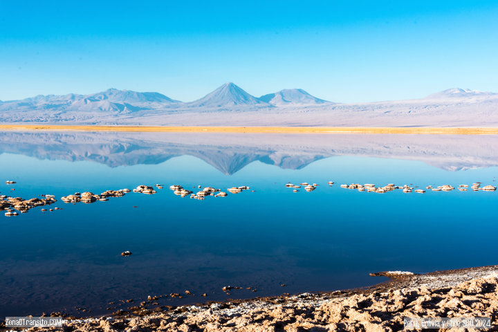 Laguna Tebinquiche. Recorrido por el Desierto de Atacama