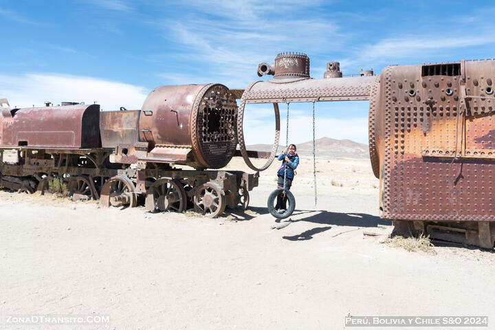 Cementerio trenes Bolivia. Guia de viaje Uyuni