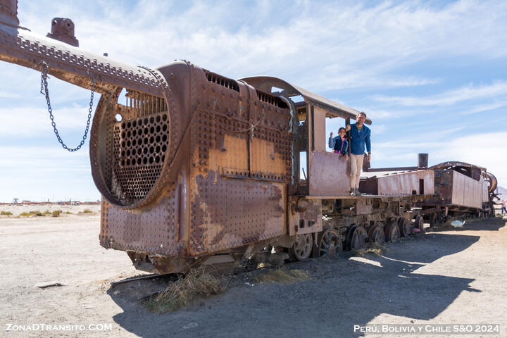 Cementerio trenes Bolivia. Guia de viaje Uyuni