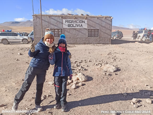 Tour Uyuni. Frontera Chile Bolivia